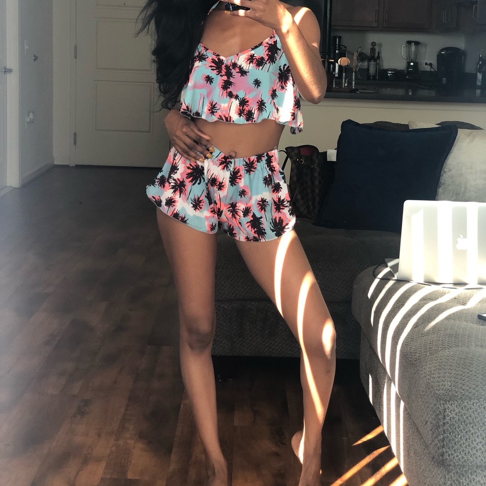 Tropical Set 🌴 - Picture 2 of 3